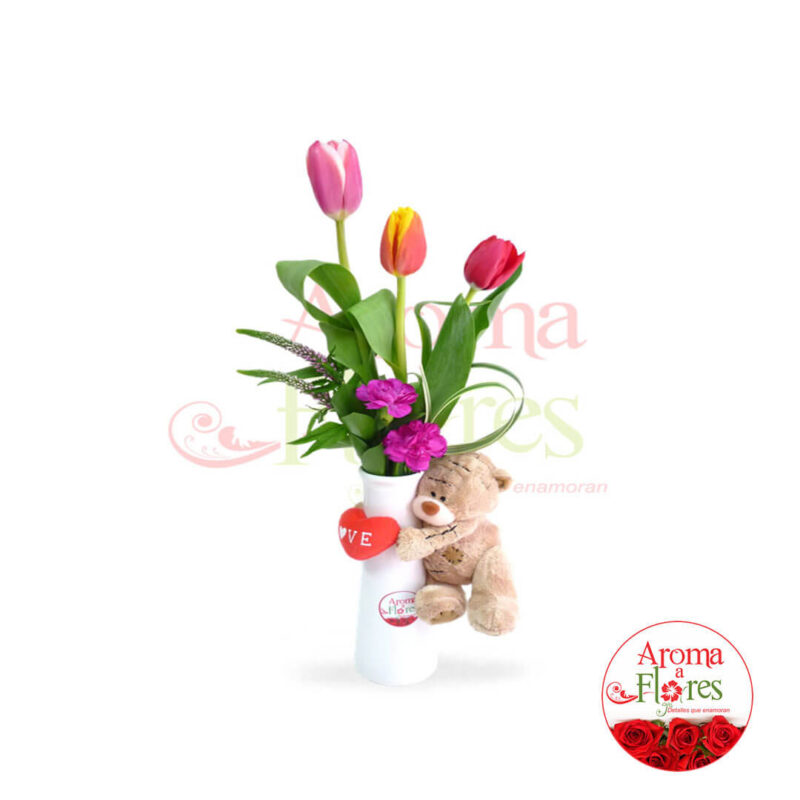 florero tres tulipan mas peluchitos aroma a flores