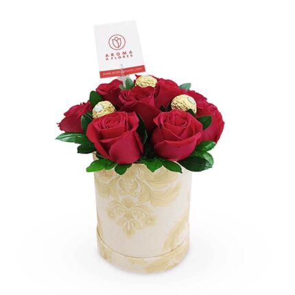 Box-12-rosas-y-ferrero-Aroma-a-flores