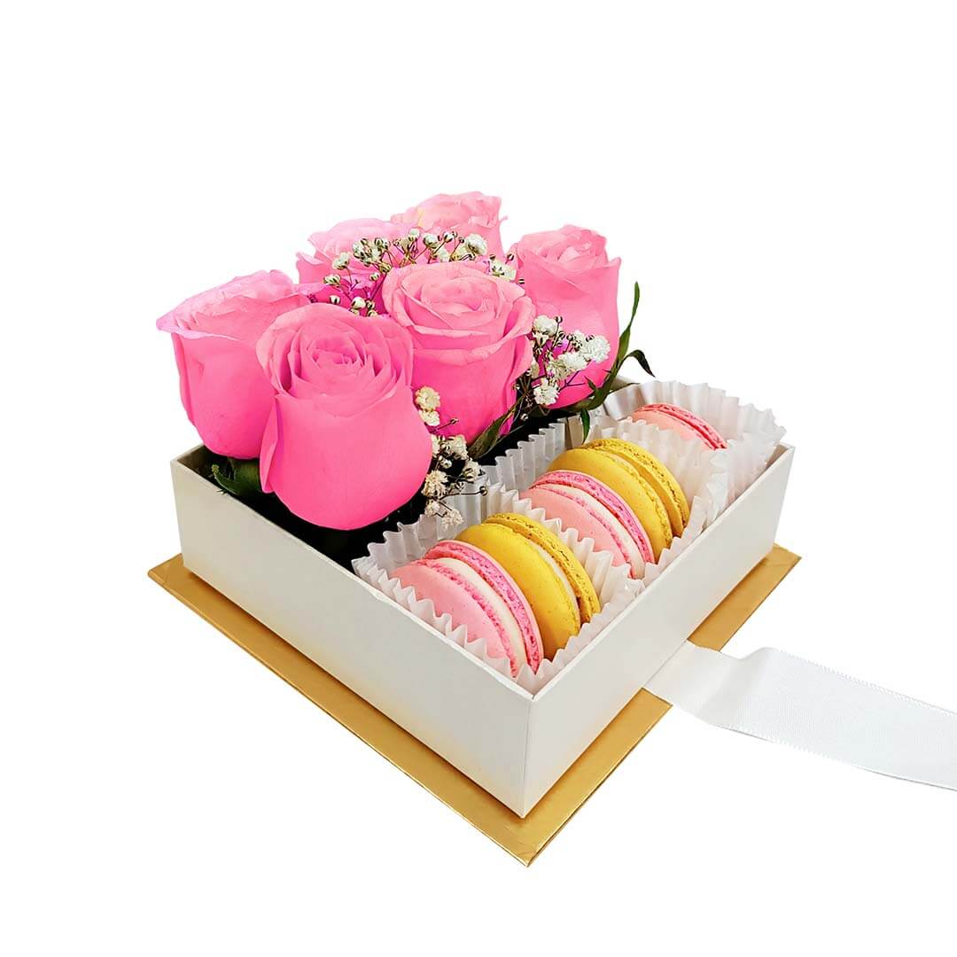 Box-6-rosas-y-macarrons-99.00-1.jpg Box 6 rosas y macarrons - Imagen 1