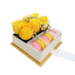 Box 6 rosas y macarons