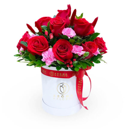 Box-rosas-y-claveles-Aroma-a-flores