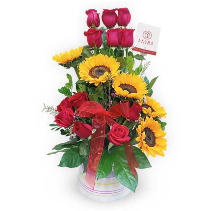 Arreglo-rosas-mi-radiante-amor-Aroma-a-flores